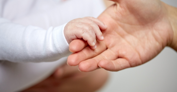 Den nye generation af elektriske brystpumper: Trådløs og håndfri