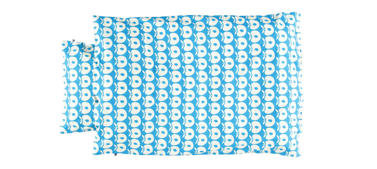 baby-sengetøj-småfolk-blå-æbler