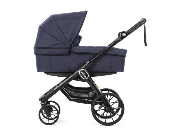 blå emmaljunga barnevogn