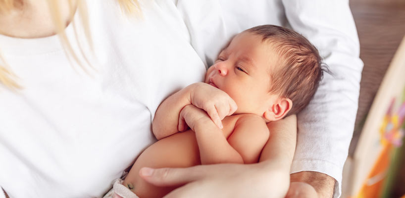 nyfødt baby