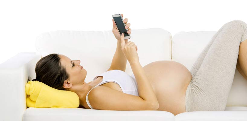 gravid kvinde ringer til fødeafdeling