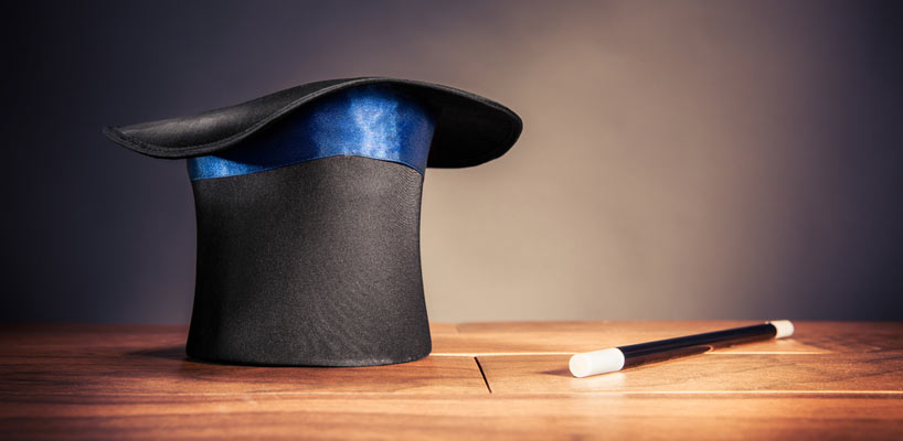 høj hat og tryllestav